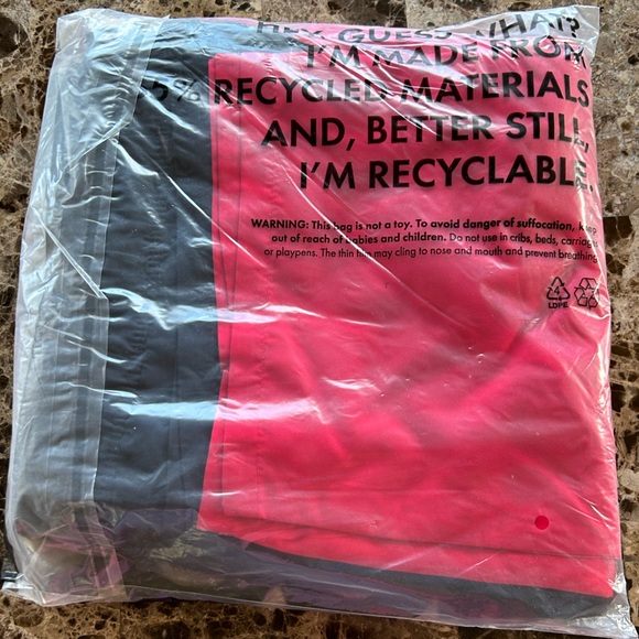 2 Pack Mid Length Swim Trunks Shorts Solid Colors 1 Navy and 1 Red Waist 40-42 - Picture 4 of 7